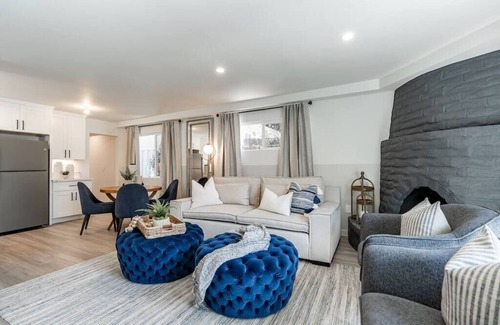 Beach Barber Tract Condominio | The Rosemont - A La Jolla Gem Just 2 Minutes Walk to Beach