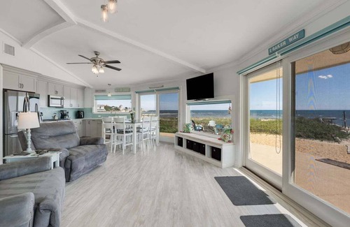 West Dennis Casa | The Round House: 002-D Waterfront in West Dennis