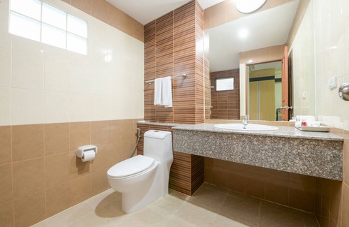 Si Racha Hotel | The Route Sriracha Hotel And Residence