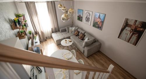 Hunedoara Apartamento | The Royal House