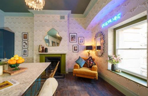 Bristol Old City Apartamento | The Royal Mint - 2 Bedroom Apartment in Central Bristol by Mint Stays