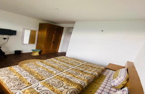 Kumharsain Cabina | The Royal Orchard Homestay by StayApart