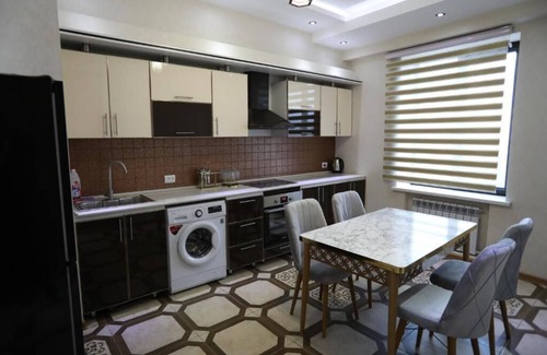 Dushanbe Apartamento | The Rudaki Apartment - Suite with City View 6