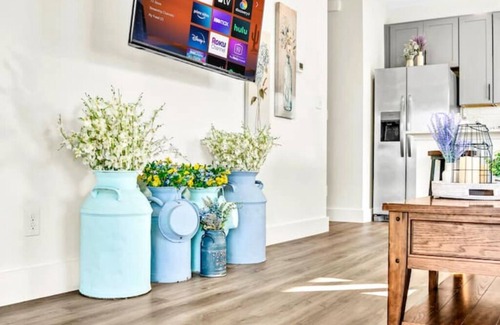 Cityplace Apartamento | The Rustic Roost King Bed Minutes to DT
