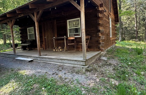 Hillsgrove Cabina | The Rustic Woodzie! Hunters Dream!