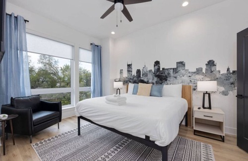 Radnor Apartamento | "The Ryman" 4BR Haven with Scenic Rooftop