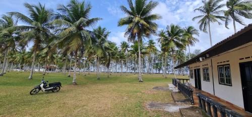 Kampung Ketapang Casa | The Saddle Resort