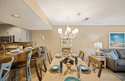 Panama City Beach Villa | The Salty Escape Edgewater Villa Sleeps 7