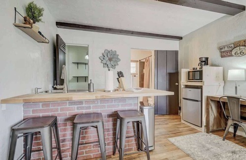 West Colorado Springs Apartamento | The San Ayre Court Studio