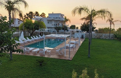 Avola Villa | The San Carlo in Val di Noto - Girasole, sea ​​view, with swimming pool, parking