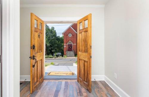 Staunton Villa | The Sanctuary:Downtown Staunton