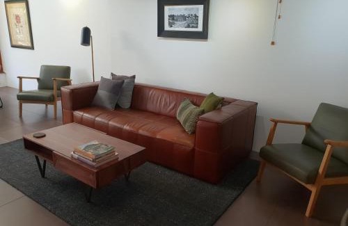 South Fremantle Apartamento | The Sanctuary - garden oasis in South Fremantle