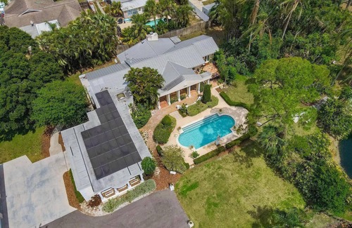Jungle Terrace Casa | The Sanctuary Serene Pool Estate in St Pete