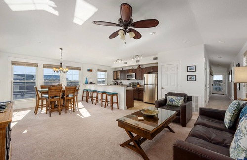 Kill Devil Hills Condominio | The Sand Dollar: Oceanfront Condo, Community Pool, Great Ocean Views!