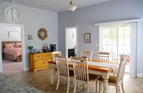 Lewes Casa | The Sand Dune! 5 Min. To Lewes Beach, Private Pool & Game Room