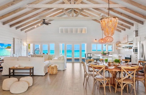 Tar Bay Casa | The Sandbar Luxury Oceanfront Home, 5 Bedroom 5 Bath, Infinity Pool/Hot Tub