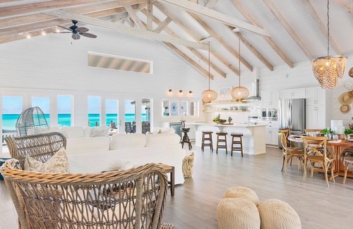 Tar Bay Casa | The Sandbar Luxury Oceanfront Home, 5 Bedroom 5 Bath, Infinity Pool/Hot Tub