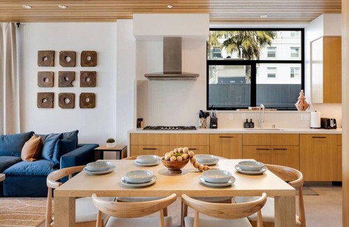 Los Angeles County Casa | The Santa Monica Sunset - 5,000 sq ft of beachfront luxury