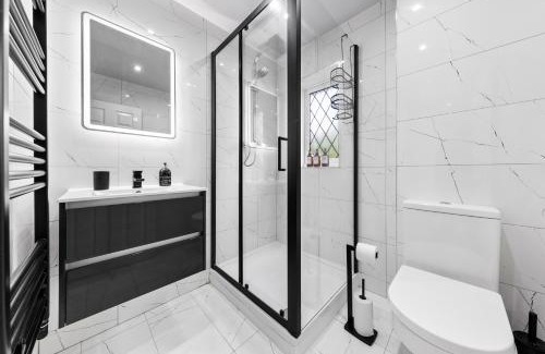 Watford Apartamento | The Sapphire Retreat! 5 Mins to Harry Potter World!