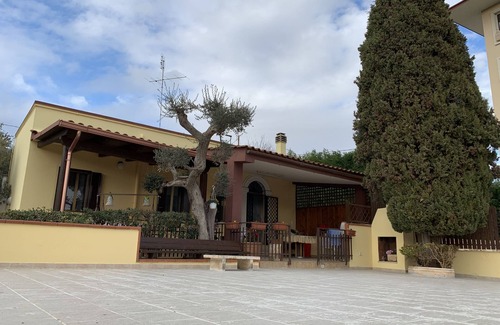Castellana Grotte Cabaña | Sara's Cottage among the Olives