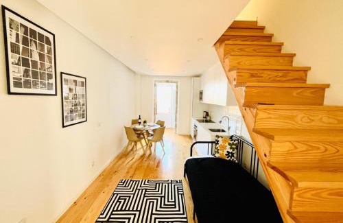 Penha de Franca Apartamento | The Sarmento House - NO 2D - Historical Two-Bedroom Apartment
