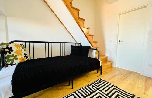 Penha de Franca Apartamento | The Sarmento House - NO 2D - Historical Two-Bedroom Apartment