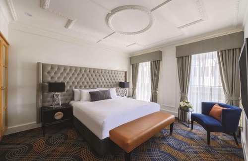 Melbourne Central Business District Hotel | The Savoy Hotel on Little Collins Melbourne
