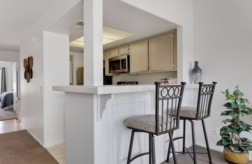 La Quinta Condominio | The Scarlet - Palm Royale Country Club