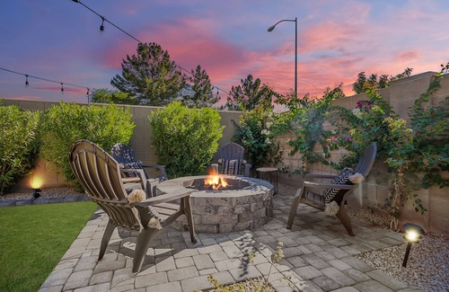 East Mesa Casa | The Scenic Saguaro - 3BD 2BA Home w/ Sunset Views in the Heart of Mesa