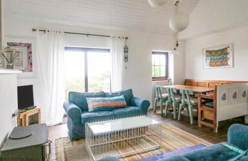 Goleen Casa | The Schooner