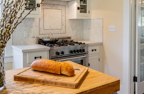 East Beach Casa | The Sea Captain's House - Coastal East Beach Luxury
