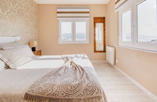 Corcubion Casa | The Sea in Lola. Sea views, terraces, garden, chill out and barbecue.