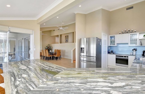 Swansea Heads Casa | The Sea Serenade - Minutes drive to Caves Beach