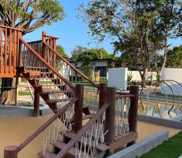 Ban Phe Complejo | The Season Resort