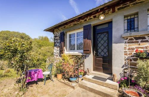 Segur-le-Chateau Casa | The Segur Cottage