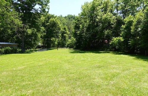 Summerlee Casa | The Shack, An exquisite 3 bed room log cabin.