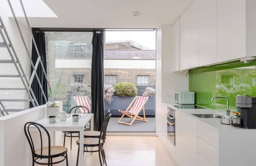 South Bank Casa | The Shard-View Shindig - Borough - by Frankie Says