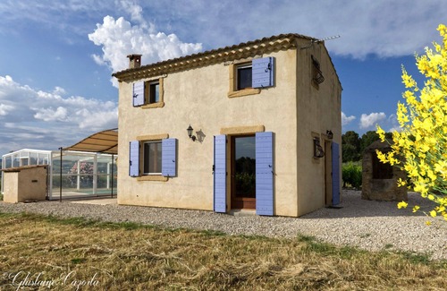 Mirabel-aux-Baronnies Casa | The shed in the olive trees, indoor heated swimming pool 5 minutes from Nyons