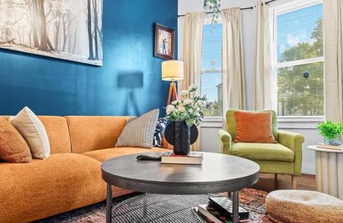 Detroit Apartamento | The Sheridan Family Compound