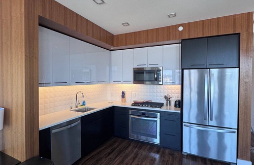East Village Apartamento | The Shift-bedroom apartment in charming San Diego with fitness room, WiFi