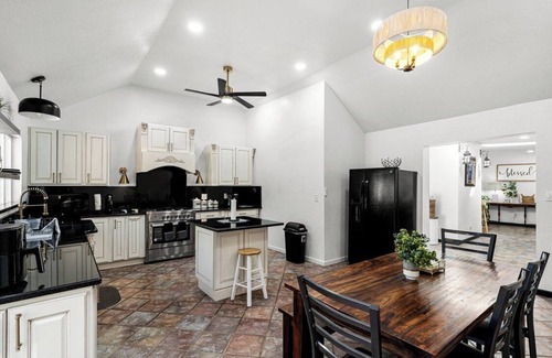 Beulah Cabina | The Shiloh House