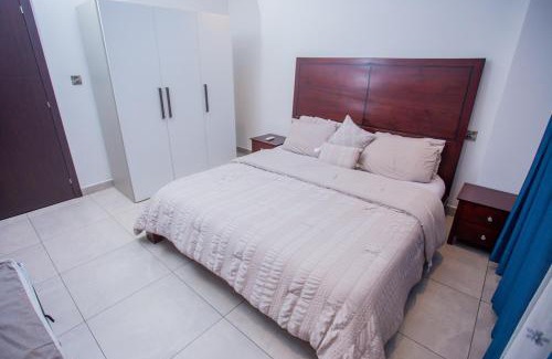 East Legon Apartamento | The Signature Luxury- 2 Bedrooms Apartment