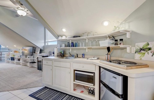 Lake Geneva Apartamento | The Silo at The Hayloft |Historic Home |Pool |Gym |Pool Table |Near Lake, Pumpkin Patch & Winterfest