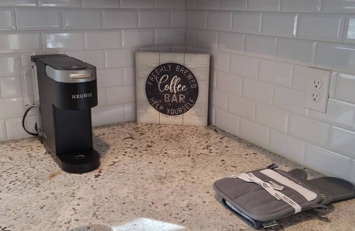 Atlanta Casa | The Silver Lining w/ Covered Patio & Outdoor Kitchen! 5 Miles to Downtown