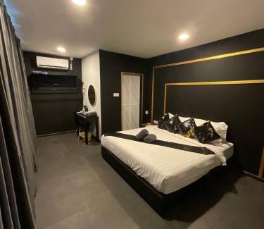Teluk Cempedak Hotel | The sky inn