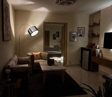 Islamabad Apartamento | The Skyluxe Designer Suite with Rooftop Pool