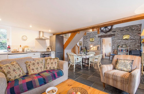 Haverfordwest Cabaña | The Smithy, Holiday Cottage Abercastle, Sleeps 2, 1 bedrooms, bathrooms