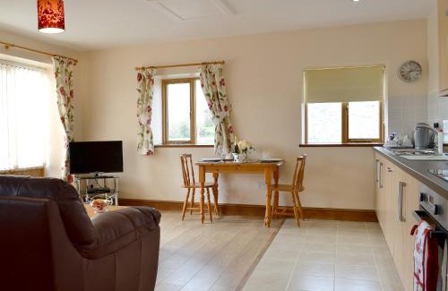 Carmarthen Casa | The Smithy - Op6