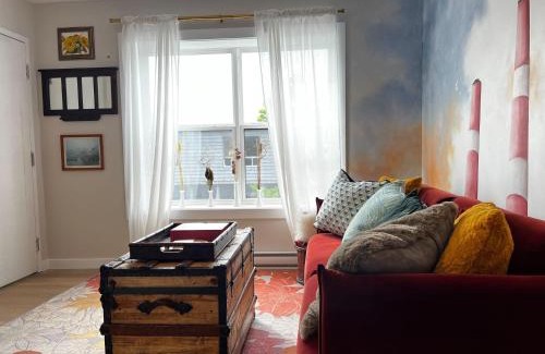 Downtown Apartamento | The Smokestacks Authentic NS Experience, Unit 5