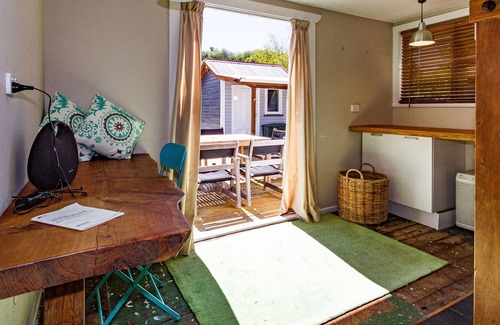 Raetihi Casa | THE SNOW SANCTUARY - RAETIHI HOLIDAY HOME, family friendly in Raetihi